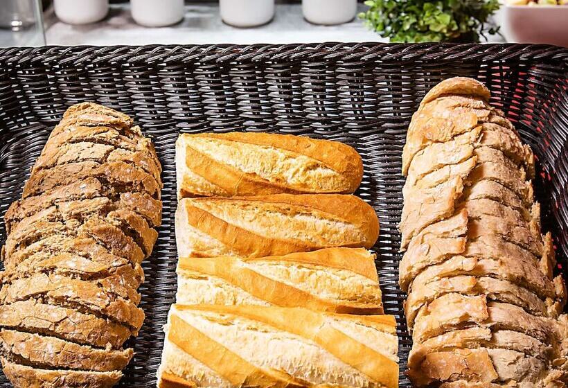 ホテル Ibis Lisboa Alfragide