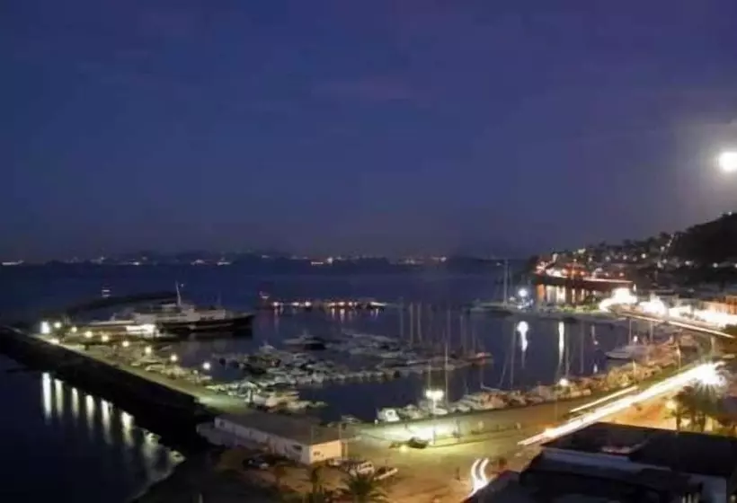 Отель Il Nespolo