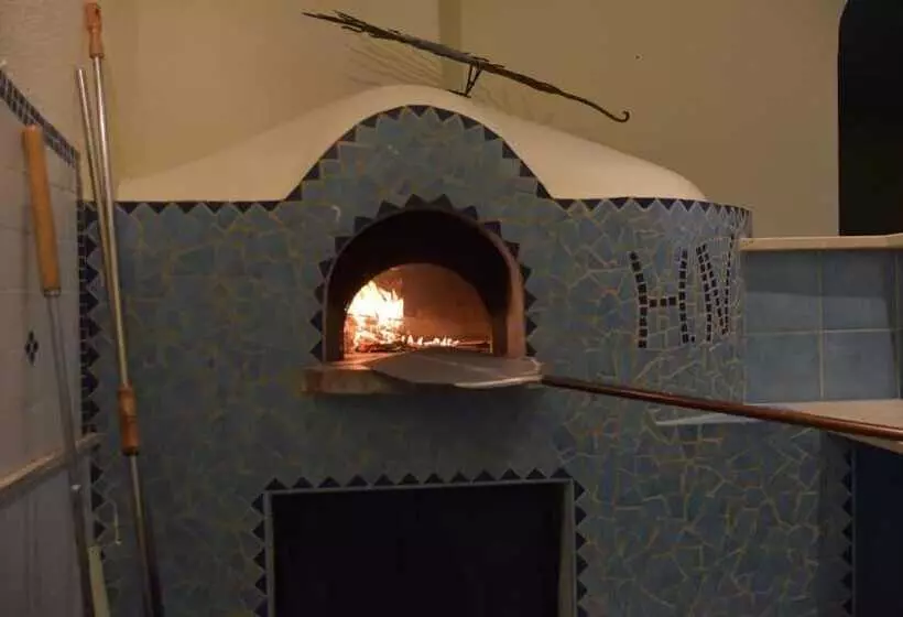 Отель Il Nespolo