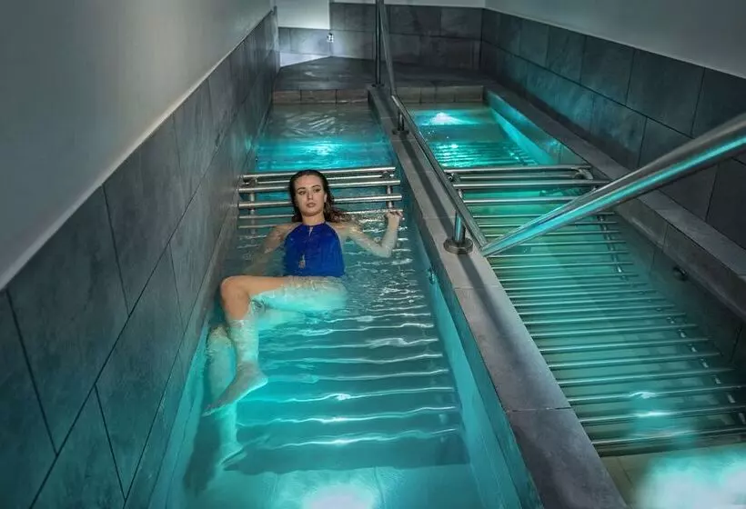 ホテル Albergo La Collina