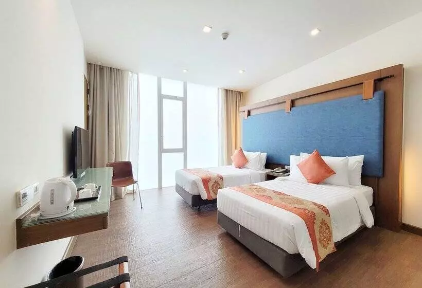 酒店 On 8 Sukhumvit Nana Bangkok By Compass Hospitality