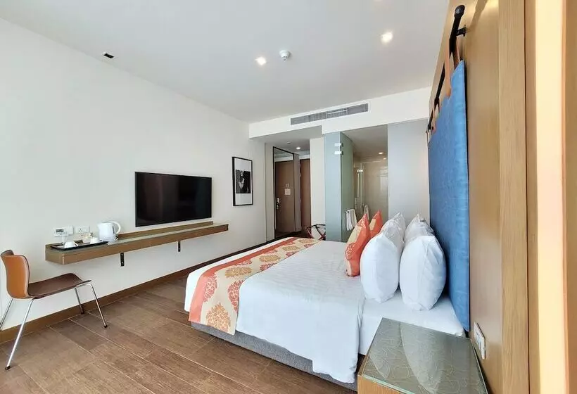 酒店 On 8 Sukhumvit Nana Bangkok By Compass Hospitality