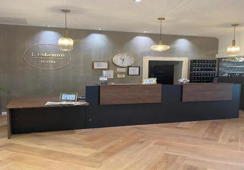 ホテル Restaurant L Eskemm St Brieuctregueux