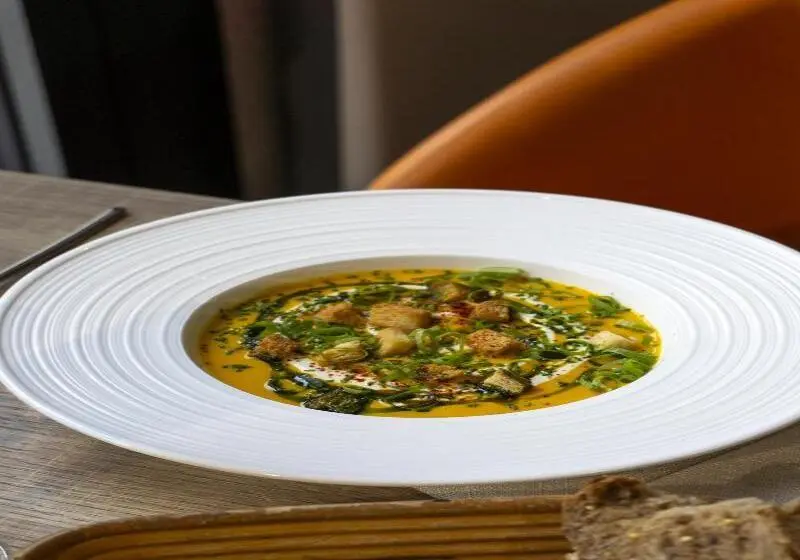 ホテル Restaurant L Eskemm St Brieuctregueux