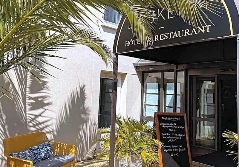 ホテル Restaurant L Eskemm St Brieuctregueux