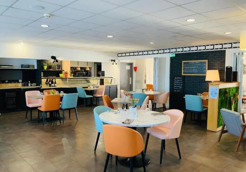 ホテル Restaurant L Eskemm St Brieuctregueux