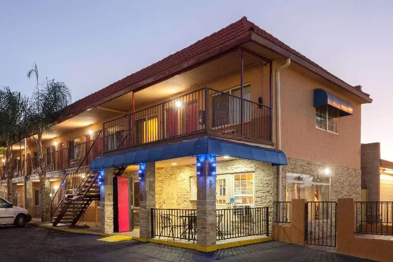 酒店 Travelodge By Wyndham El Cajon