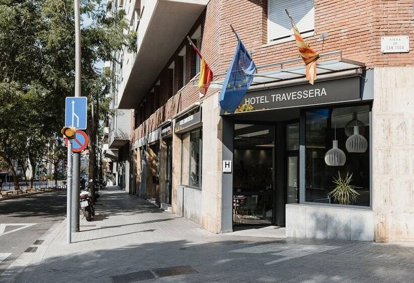 هتل Travessera