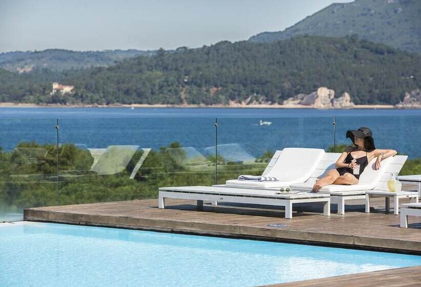 בית מלון כפרי Troia Design