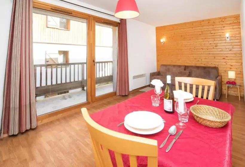 Le Hameau D Orelle Spa & Piscine  Appartments E