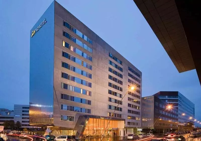 Novotel Suites Lille Europe