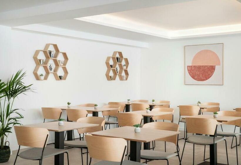 Aparthotel Marina Drach