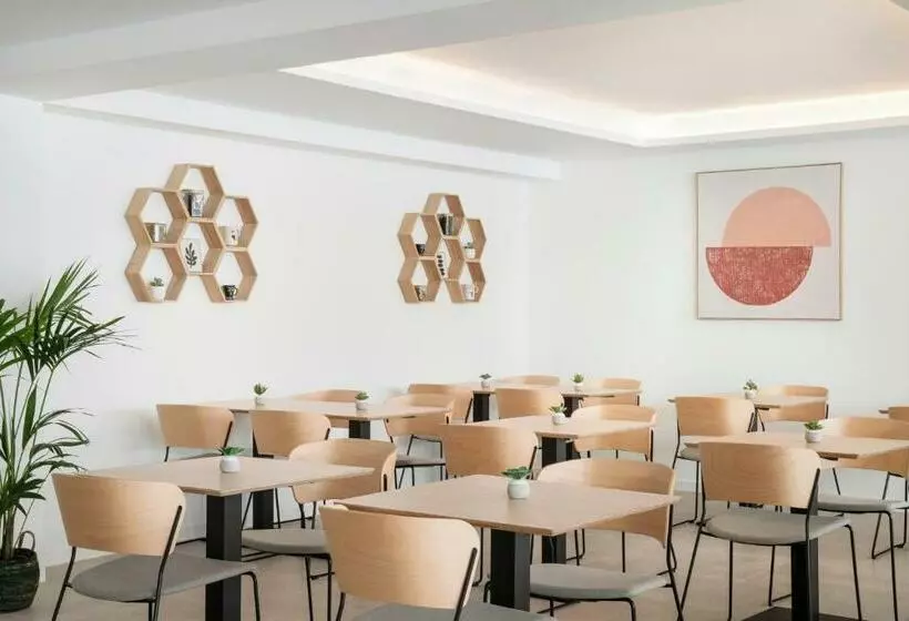 Aparthotel Marina Drach