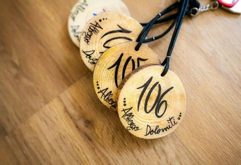 Hotelli Albergo Dolomiti