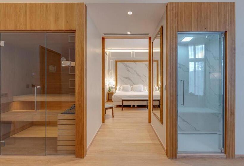 هتل Boutique Mirlo Barcelona