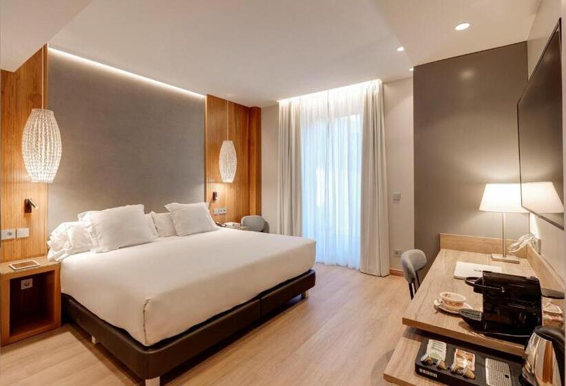 هتل Boutique Mirlo Barcelona