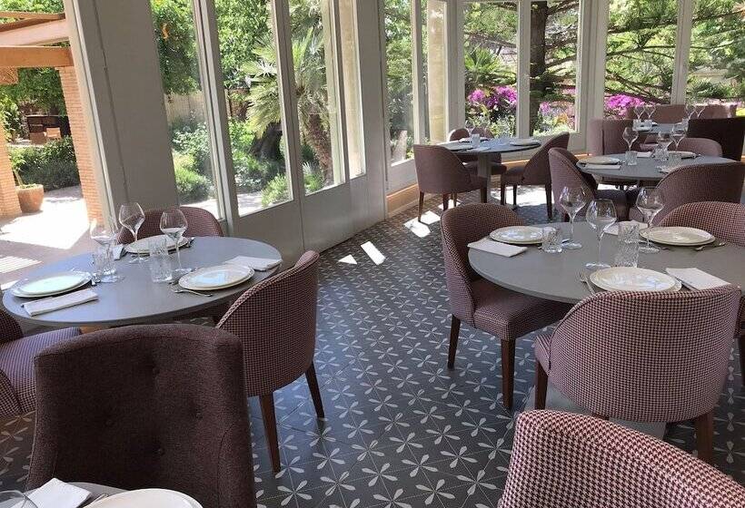 هتل Boutique Mirlo Barcelona