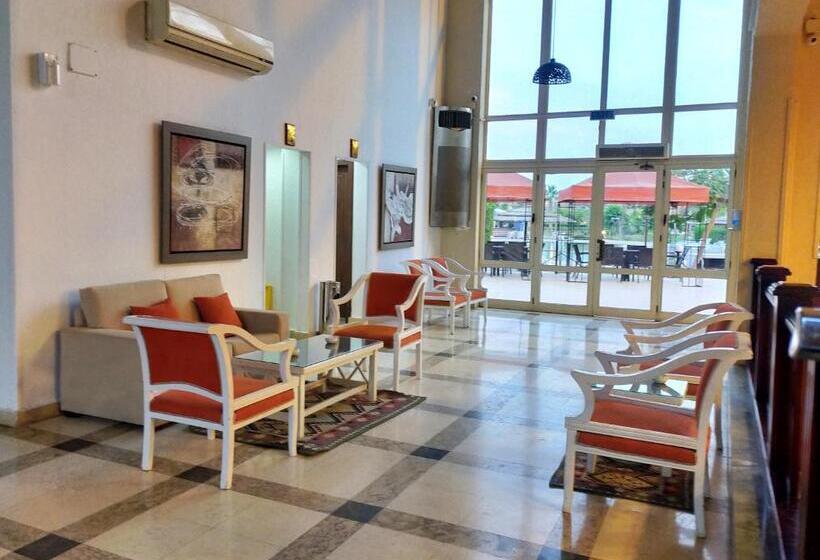 هتل Marina Wadi Degla