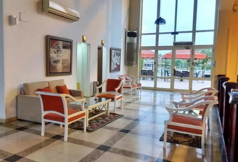 هتل Marina Wadi Degla