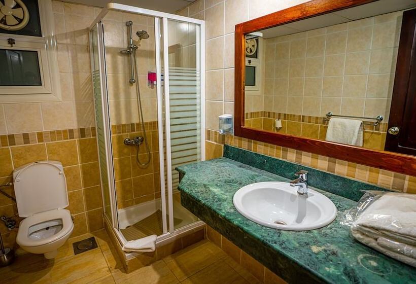 هتل Marina Wadi Degla