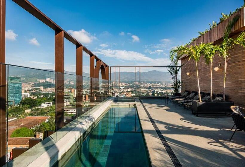 هتل Marquee Medellín