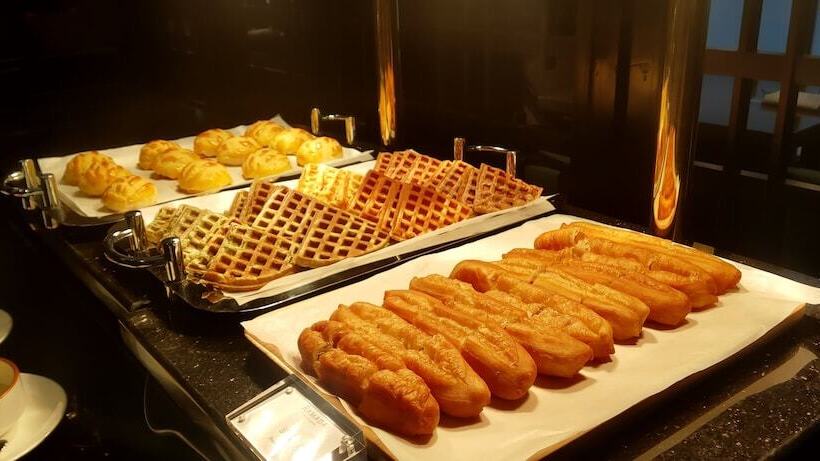 Hotel Ramada By Wyndham Huangshan North