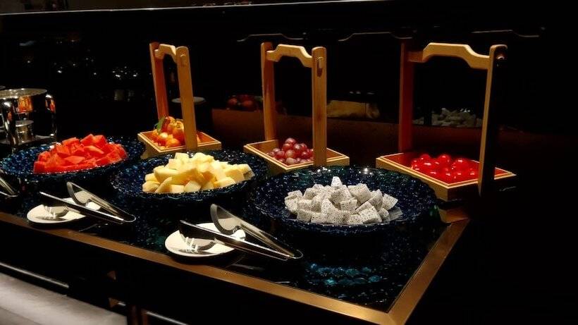 Hotel Ramada By Wyndham Huangshan North