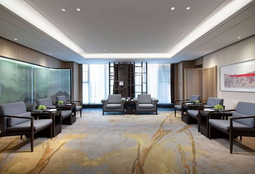 Hotel Ramada By Wyndham Huangshan North