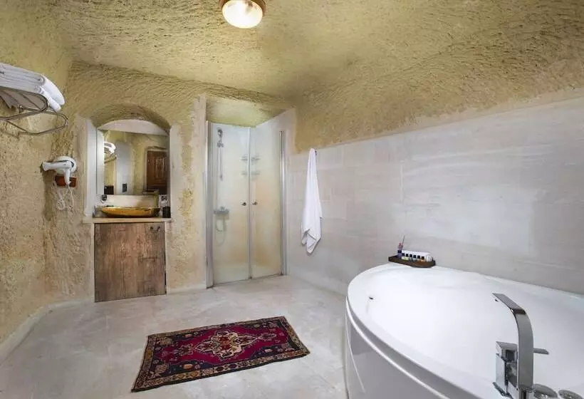 Hotelli Romantic Cave