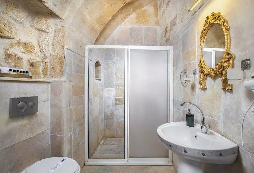 Hotelli Romantic Cave