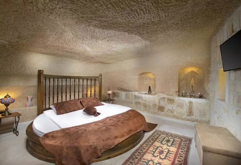 Hotelli Romantic Cave