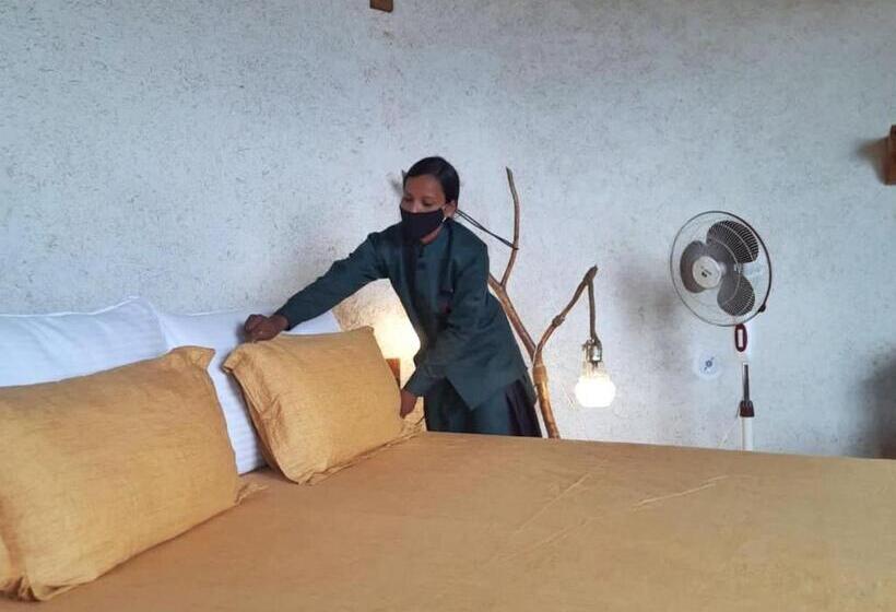 فندق Sukoon Blusalzz Escapade Bhatrojkhan