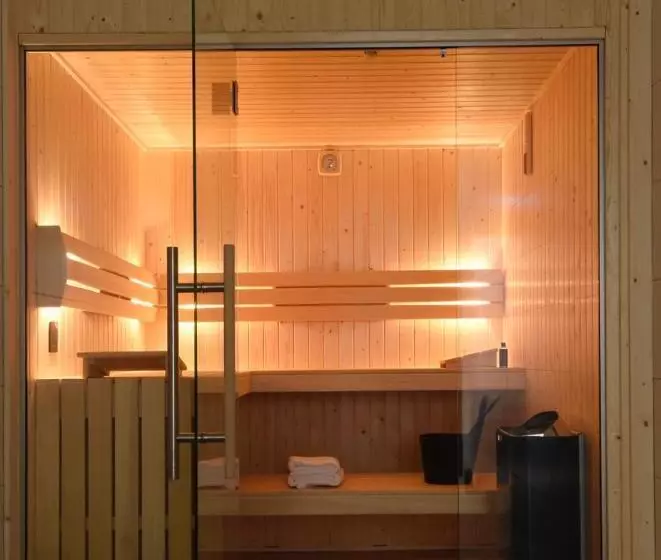 Fietshotel Zee Van Tijd Holwerd