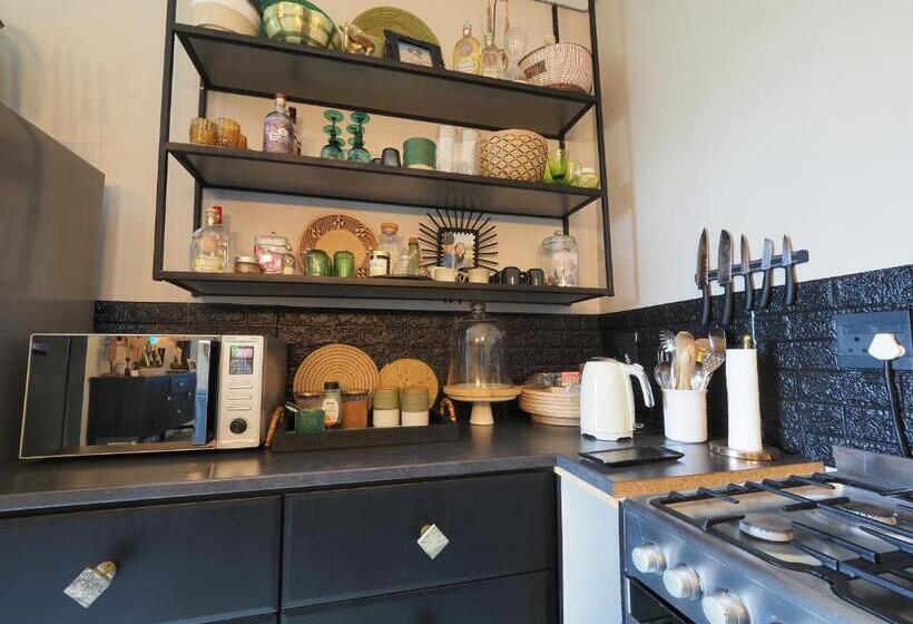 Pension Fever Tree Guesthouse