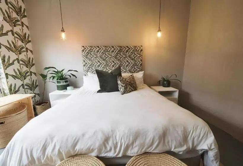 ペンション Fever Tree Guesthouse