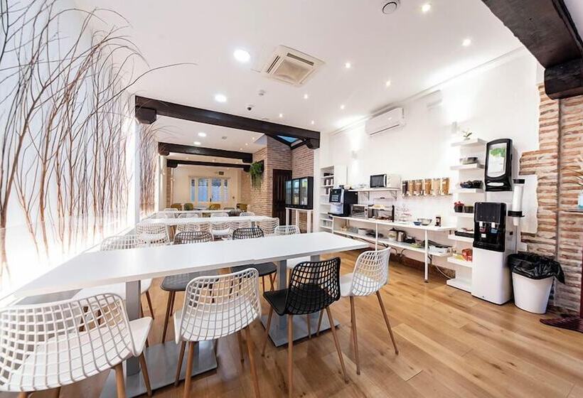 膳宿费 Vizcainos Home Away