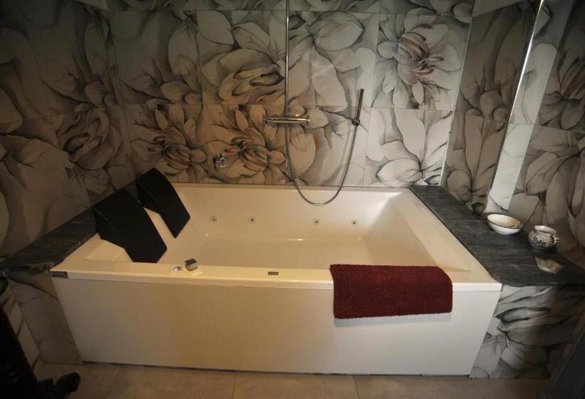 هتل Agriturismo La Contessa