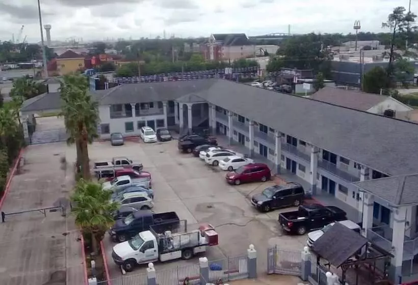 Motelli Extended Stay Inn & Suites Channelview