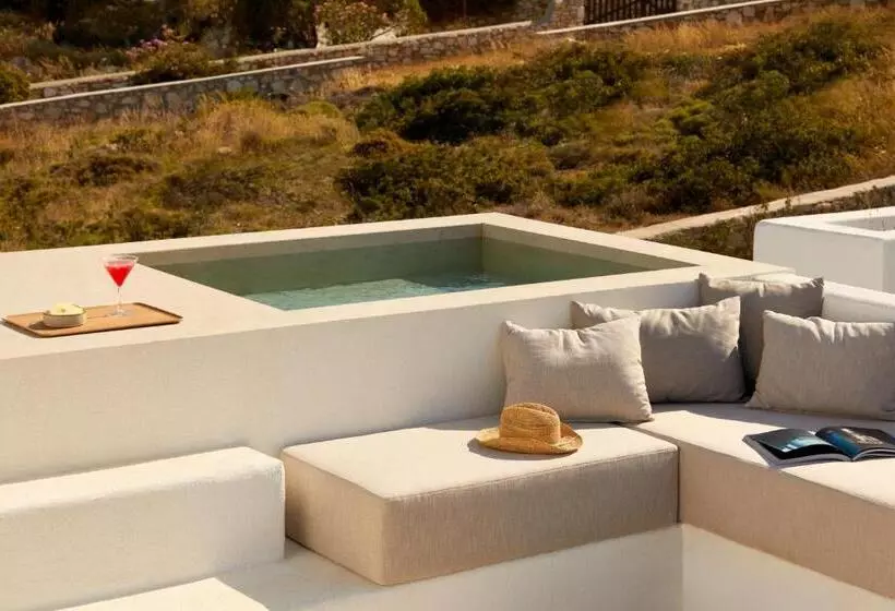 Parocks Luxury Hotel & Spa