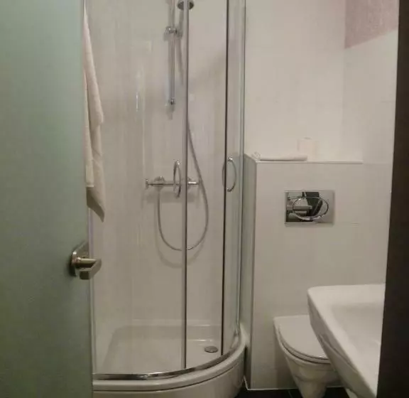 Sághegy Fogadó és Panzió