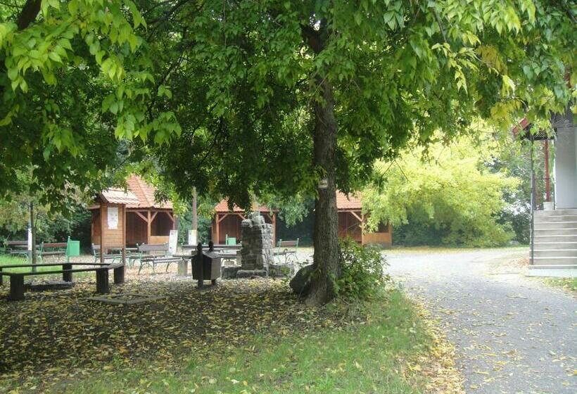 Sághegy Fogadó és Panzió