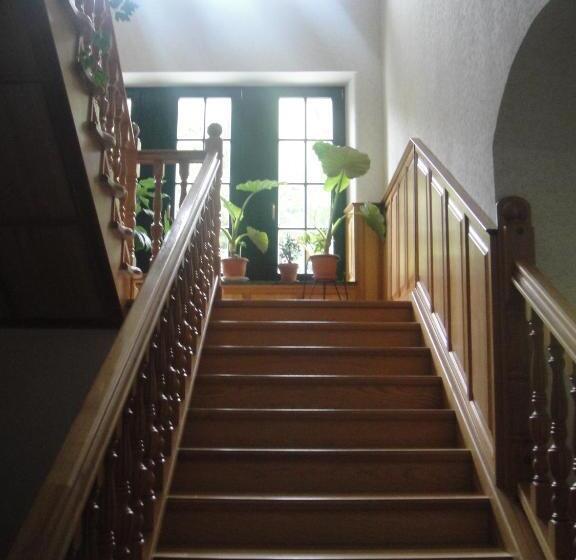 Sághegy Fogadó és Panzió