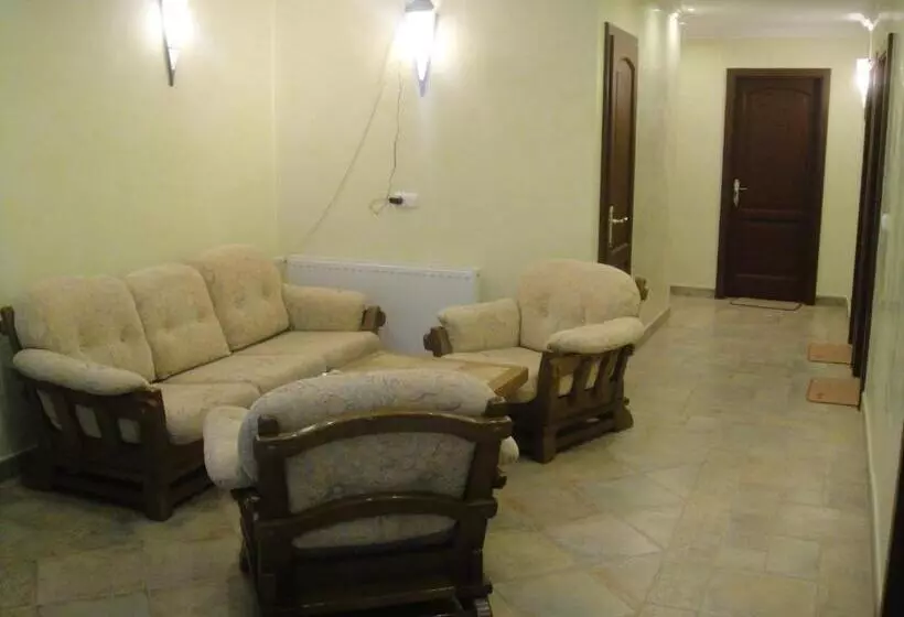 Sághegy Fogadó és Panzió