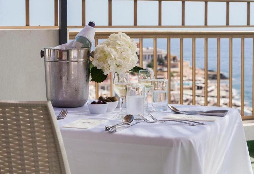 فندق Rooms By Alexandra