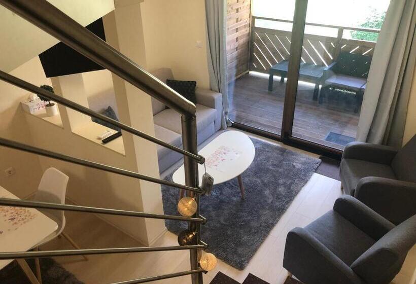 Beachfront Studio Apartman