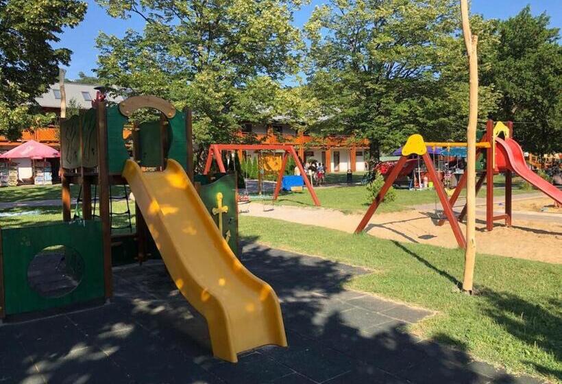 Beachfront Studio Apartman