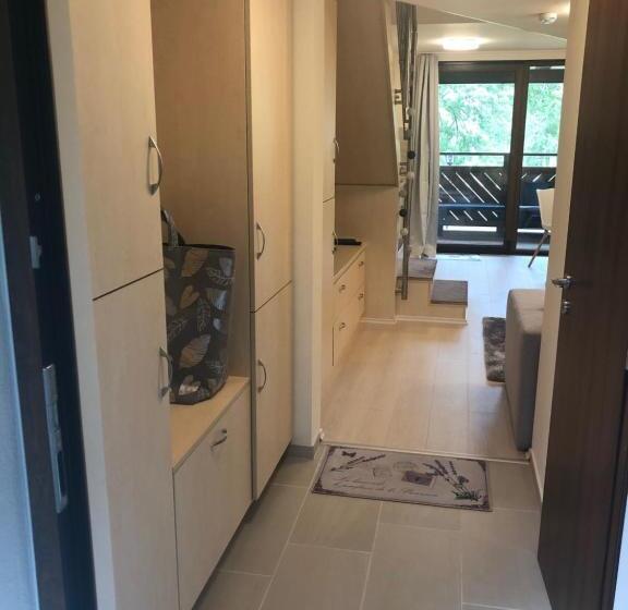 Beachfront Studio Apartman