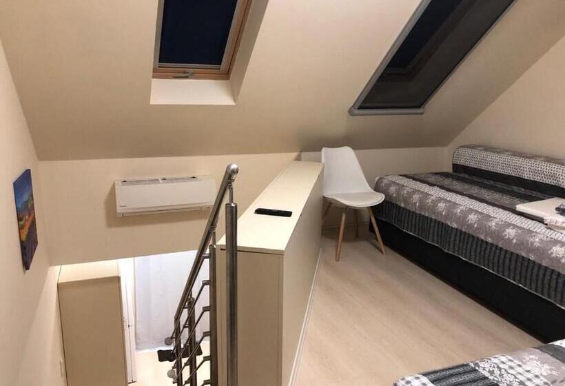 Beachfront Studio Apartman