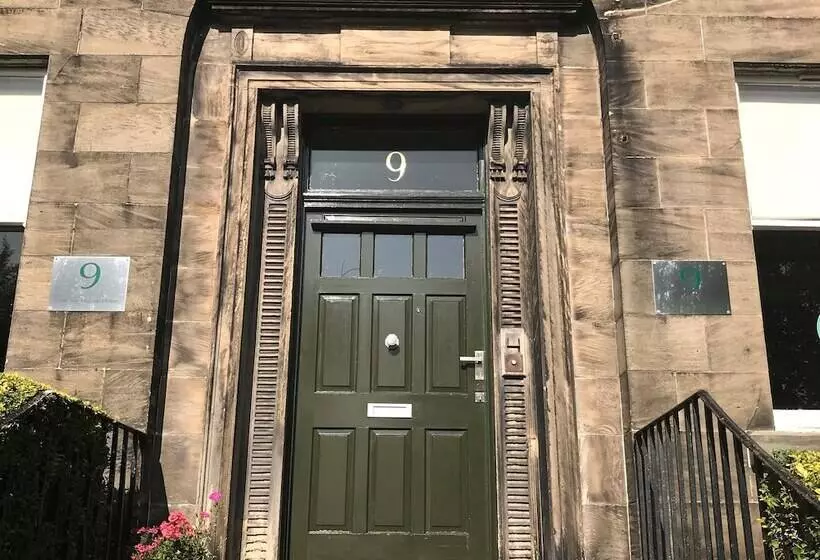 Ashtree House Hotel, Glasgow Airport & Paisley