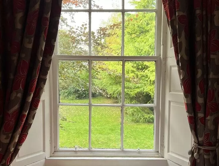 Ashtree House Hotel, Glasgow Airport & Paisley